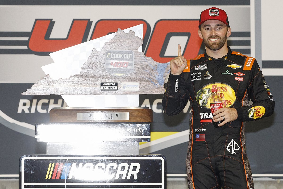 NASCAR Cup Series: Austin Dillon vence em final polêmico em Richmond