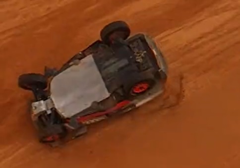 Rally Dakar: Carlos Sainz é forçado a abandonar o Rali Dakar 2025 após capotar